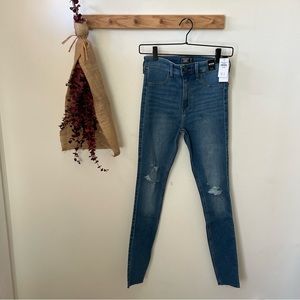 Abercrombie and fitch high rise Jean legging